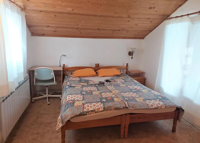 Aparthotel Villa Sofia 4*